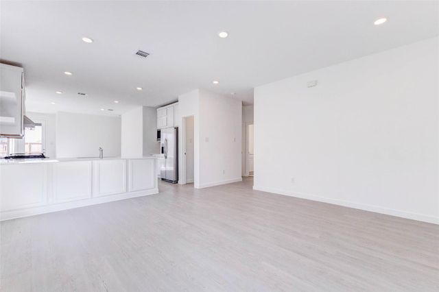 27410 Sweetwater Bay Drive, Katy, TX 77493