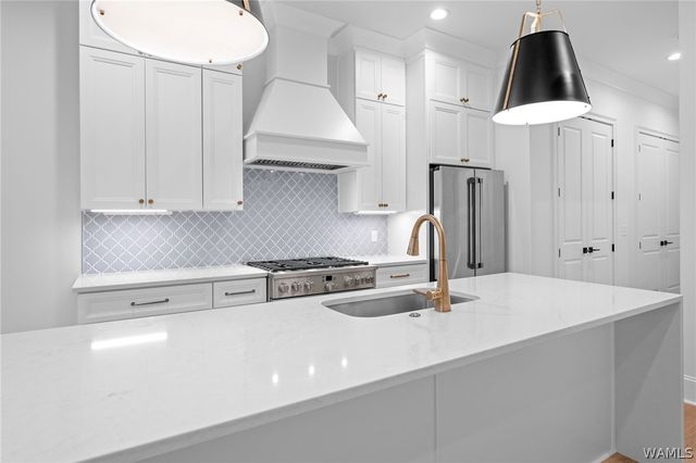 2211 Paul W Bryant, Tuscaloosa, AL 35401