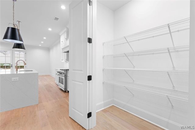 2211 Paul W Bryant, Tuscaloosa, AL 35401