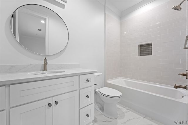 2211 Paul W Bryant, Tuscaloosa, AL 35401