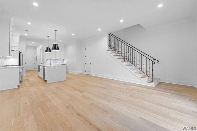 2211 Paul W Bryant, Tuscaloosa, AL 35401