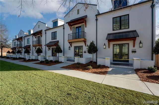 2211 Paul W Bryant, Tuscaloosa, AL 35401