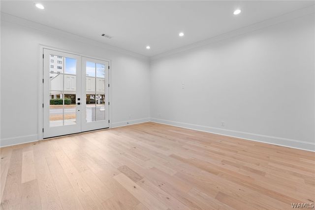 2211 Paul W Bryant, Tuscaloosa, AL 35401