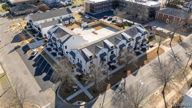 2211 Paul W Bryant, Tuscaloosa, AL 35401