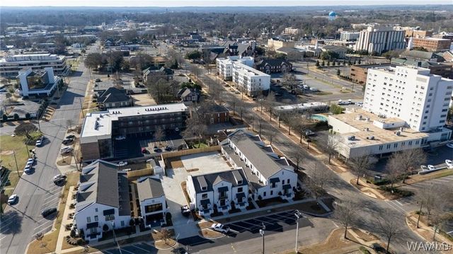 2211 Paul W Bryant, Tuscaloosa, AL 35401