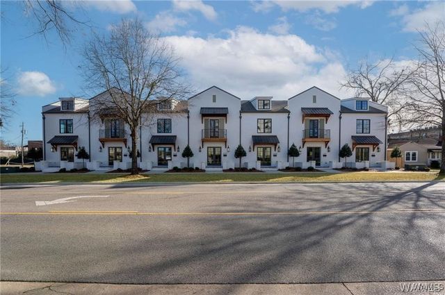 2211 Paul W Bryant, Tuscaloosa, AL 35401