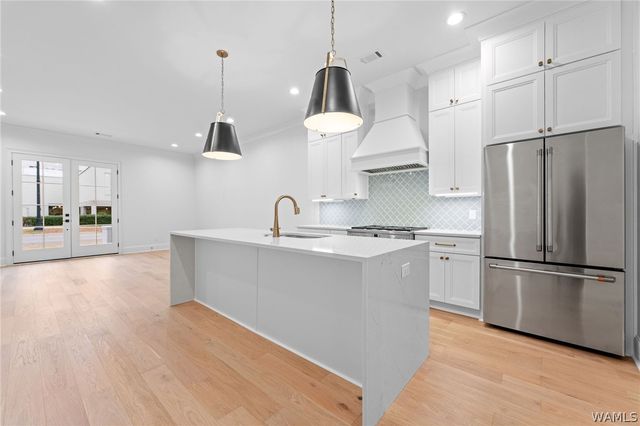 2211 Paul W Bryant, Tuscaloosa, AL 35401