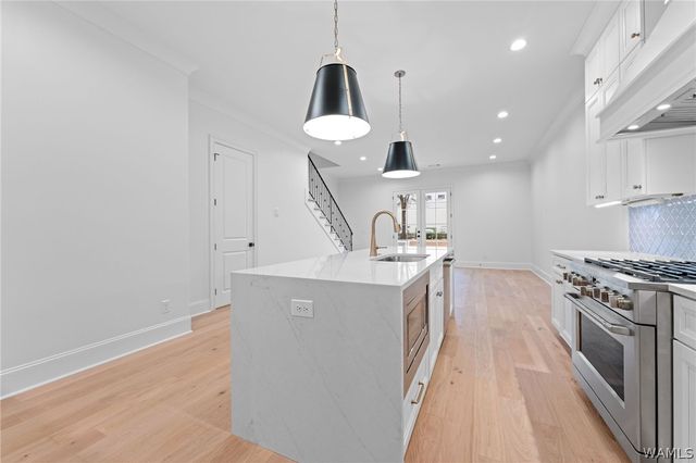 2211 Paul W Bryant, Tuscaloosa, AL 35401