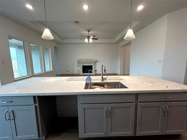 4230 Hazy Rock Lane, League City, TX 77573