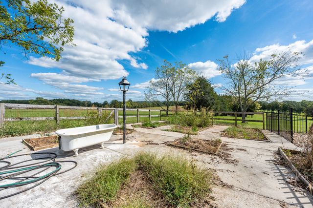 14431 Wyatts WAY, Huddleston, VA 24104