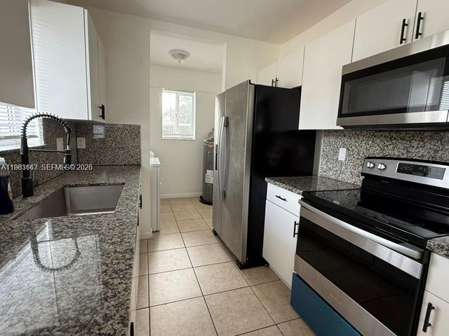 2155 NW 64th St 2155, Miami, FL 33147