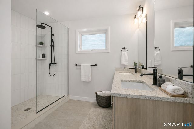 130 North Main Street 303, Bristol, CT 06010