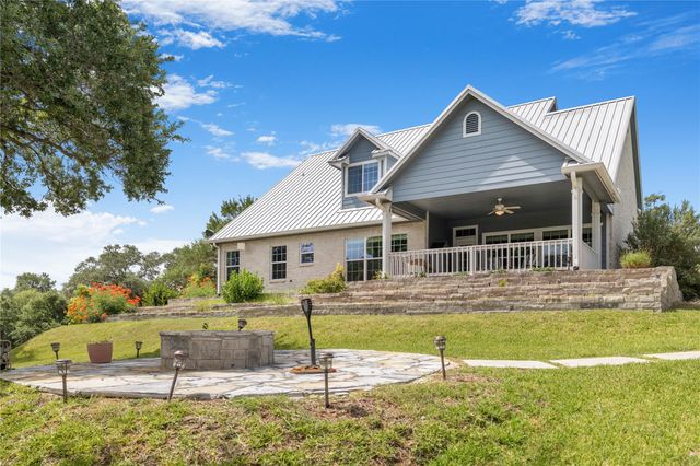 111 Kathleen, La Grange, TX 78945