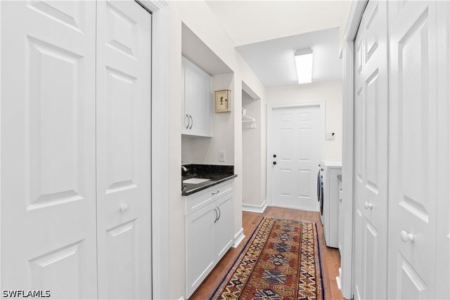 2039 Mission DR, Naples, FL 34109