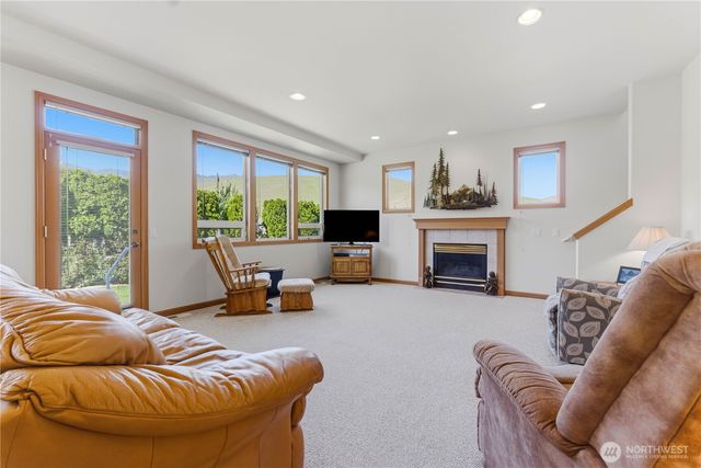 2011 Maiden Lane, Wenatchee, WA 98801