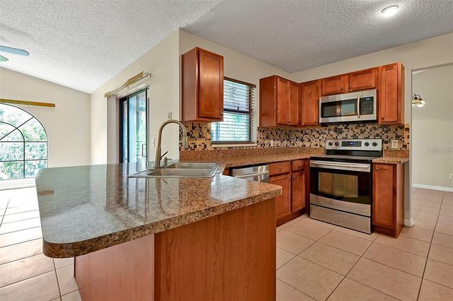 1141 DOYLE ROAD, Deltona, FL 32725