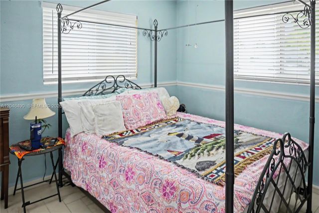 301 SW 65th Ave, Pembroke Pines, FL 33023