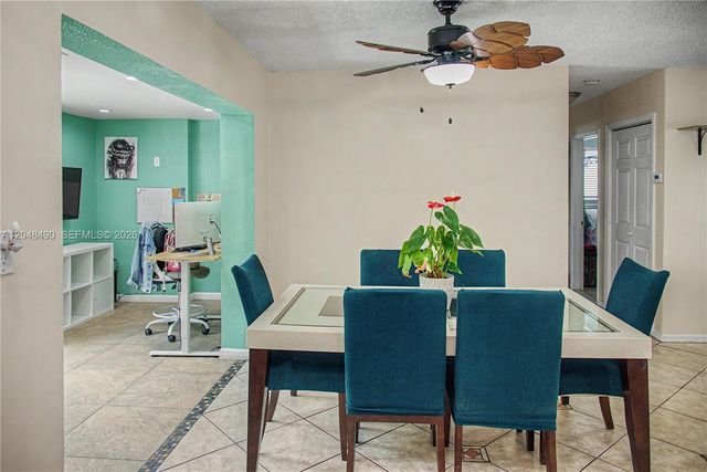 301 SW 65th Ave, Pembroke Pines, FL 33023