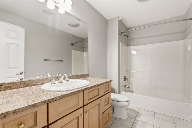3053 Canterbury Dr, Hampton, PA 15101