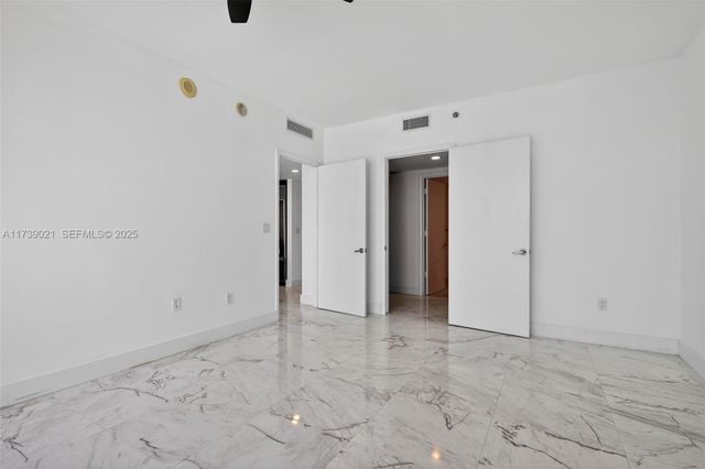 485 Brickell Ave 4402, Miami, FL 33131