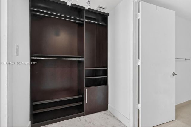 485 Brickell Ave 4402, Miami, FL 33131