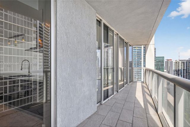 485 Brickell Ave 4402, Miami, FL 33131