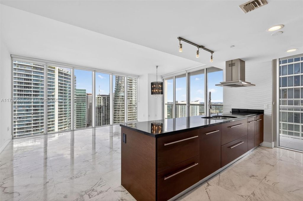 485 Brickell Ave 4402, Miami, FL 33131