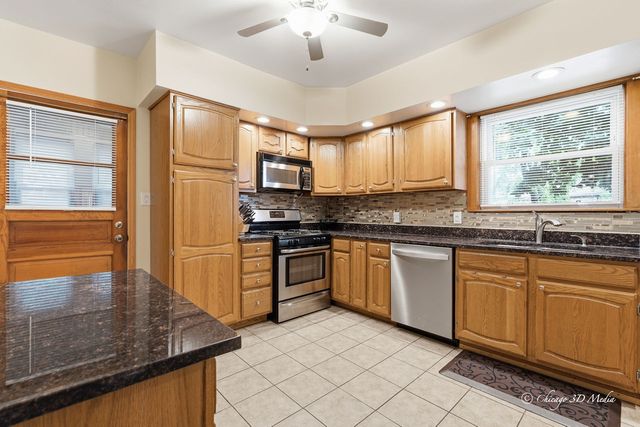 5364 N Latrobe Avenue, Chicago, IL 60630
