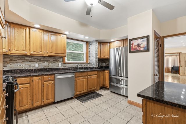 5364 N Latrobe Avenue, Chicago, IL 60630