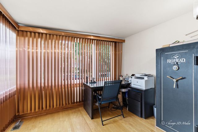 5364 N Latrobe Avenue, Chicago, IL 60630