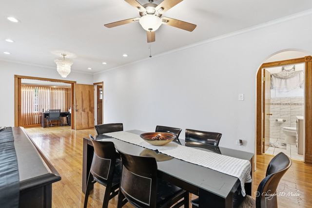 5364 N Latrobe Avenue, Chicago, IL 60630