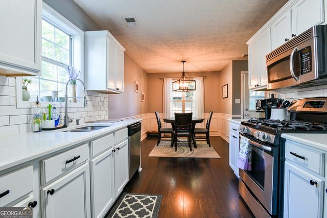 481 Sarahs Lane, Locust Grove, GA 30248