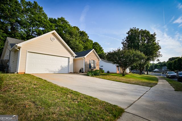 481 Sarahs Lane, Locust Grove, GA 30248