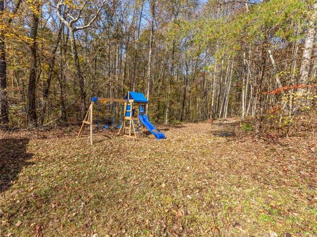 147 Briarwood Drive, Cleveland, GA 30528