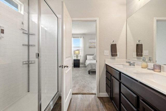 204 Rochester LN, Hutto, TX 78634