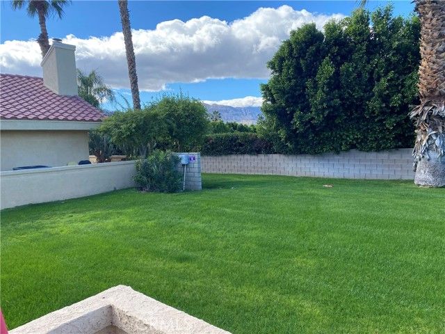 41677 Armanac Court, Palm Desert, CA 92260