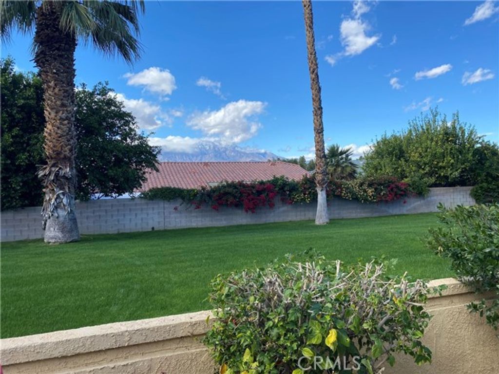 41677 Armanac Court, Palm Desert, CA 92260