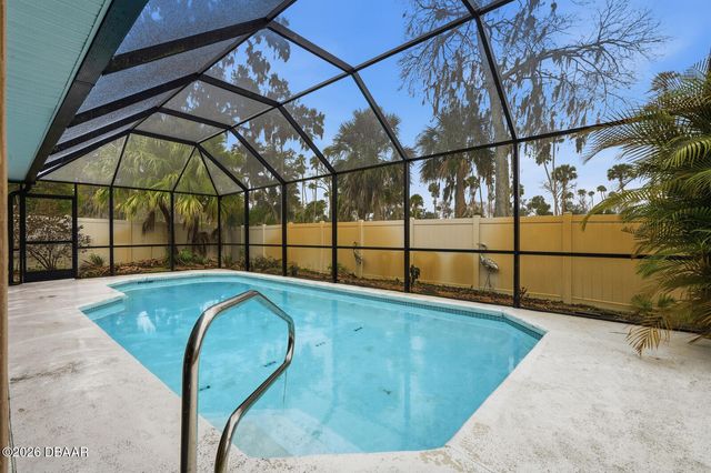 90 Bryan Cave Road, South Daytona, FL 32119