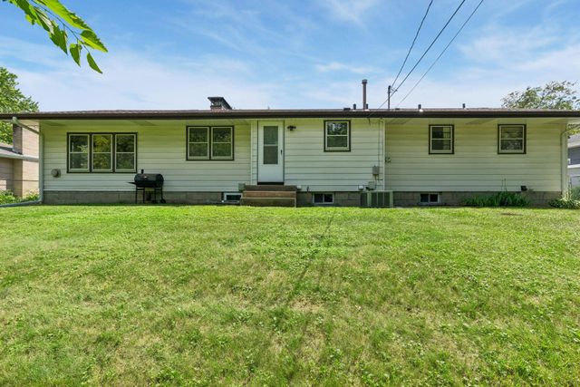 6718 36th Avenue N, Crystal, MN 55427