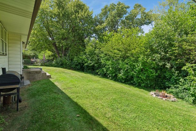 6718 36th Avenue N, Crystal, MN 55427