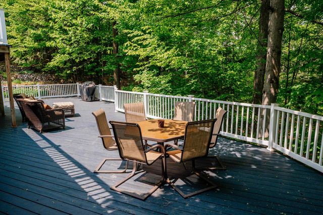 9639 E Walkabout Lane, Elmwood Twp, MI 49684