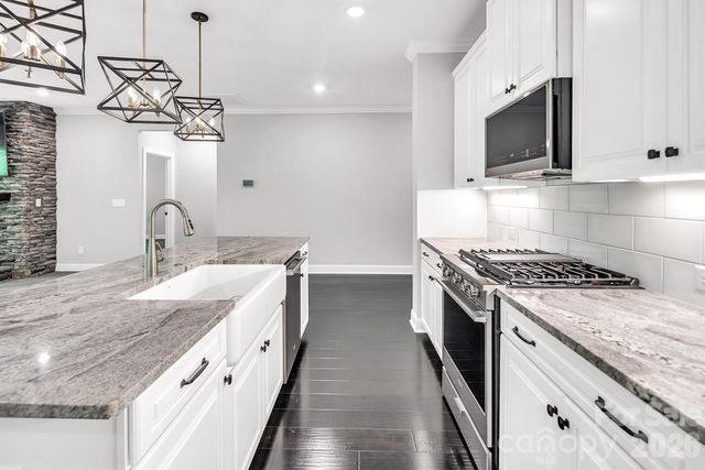4097 Canopy Creek Drive, Denver, NC 28037