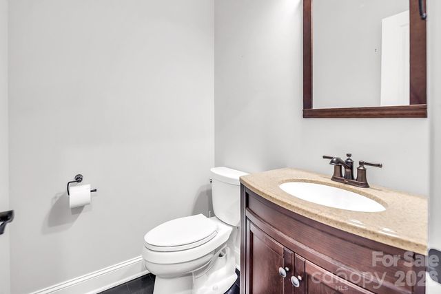 4097 Canopy Creek Drive, Denver, NC 28037