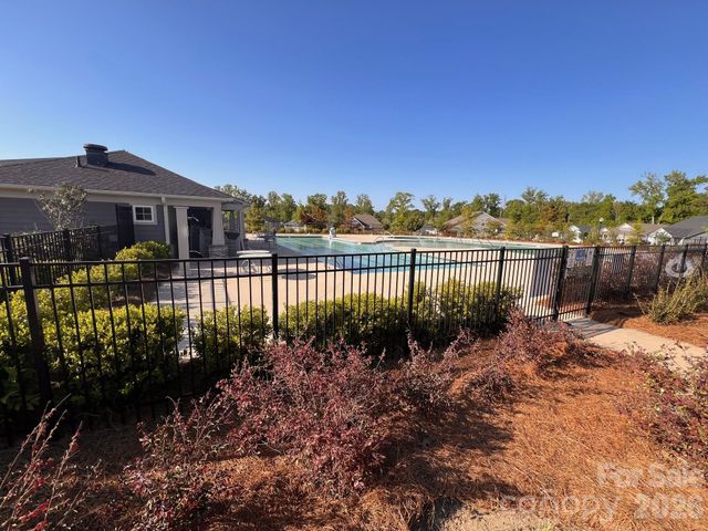 4097 Canopy Creek Drive, Denver, NC 28037