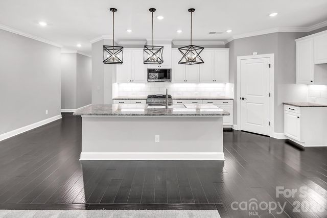 4097 Canopy Creek Drive, Denver, NC 28037