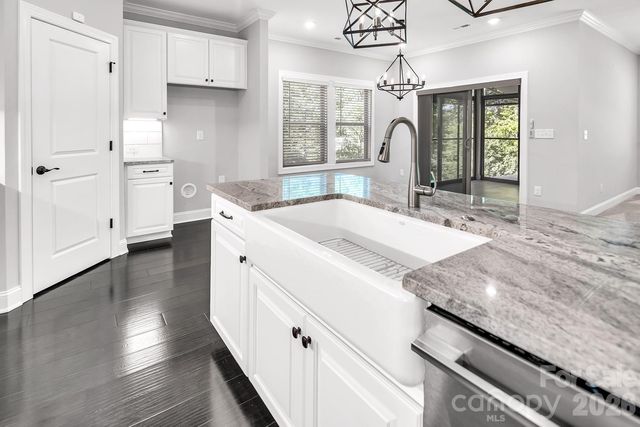 4097 Canopy Creek Drive, Denver, NC 28037