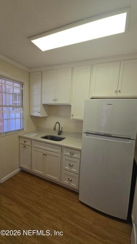 3665 ST JOHNS Avenue, Jacksonville, FL 32205