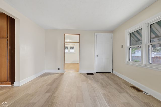 1003 S Shelby Street, Shelbyville, IN 46176