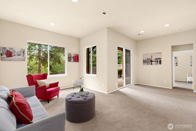 20914 13th Place W, Lynnwood, WA 98036