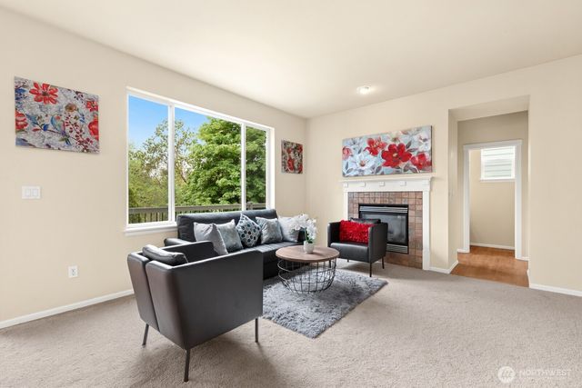 20914 13th Place W, Lynnwood, WA 98036